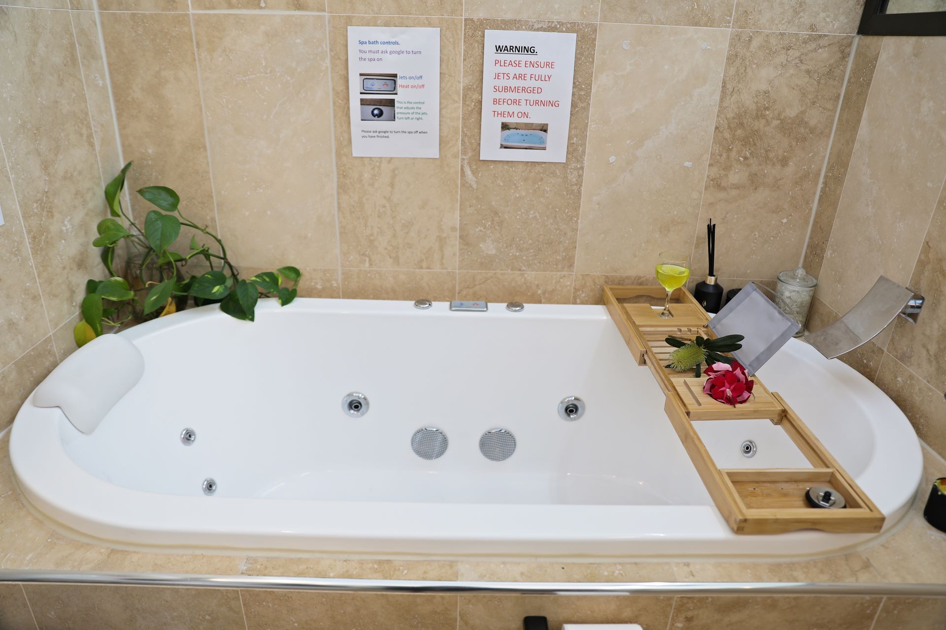 Retreat Bathroom Photo 2